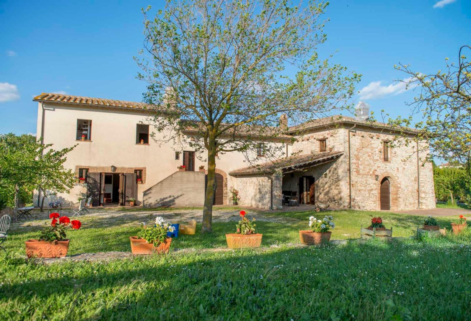 Agriturismo Piano Grande Avigliano Umbro Eksteriør bilde